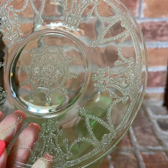 Vtg Anchor Hocking Depression Glass Cameo Plates and Sherbert/Dessert Cups - Picture 3 of 7